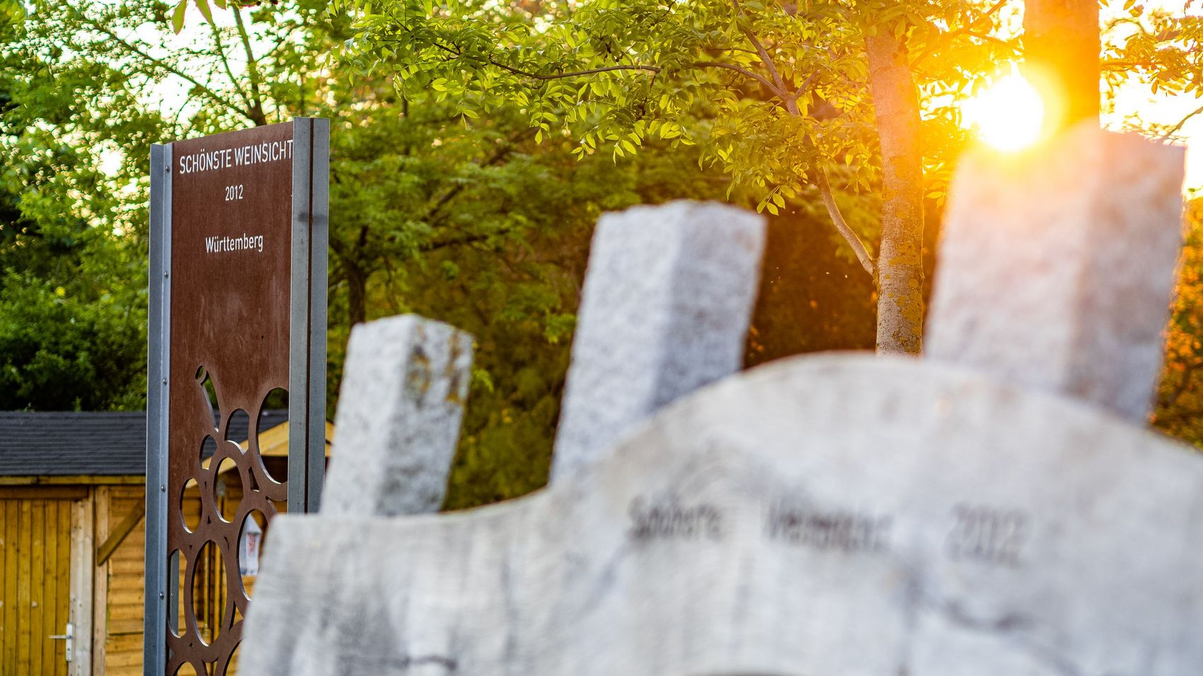 Sitzbank auf der Steillage oberhalb der Enz