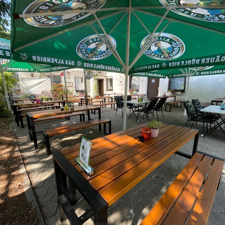 Außenbereich Birdys Beef House