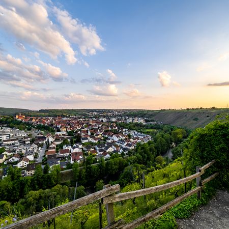 Blick von der schönsten Weitsicht in Walheim Richtung Weinkanzel Besigheim