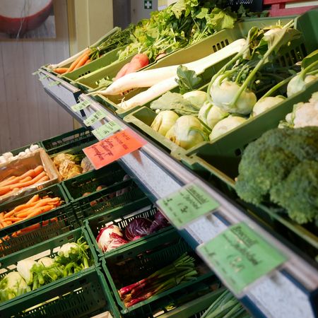 knackiges Gemüse in der Obsthalle
