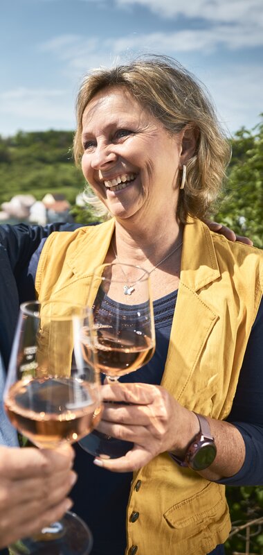 Beckstein im Taubertal, Baden-Württemberg, Deutschland
Weingenuss in Beckstein im Taubertal, Baden-Württemberg, Deutschland
Weingenuss in Beckstein im Taubertal, Baden-Württemberg, Deutschland
Beckstein im Taubertal, Baden-Württemberg, Deutschland
Weingenuss in Beckstein im Taubertal, Baden-Württemberg, Deutschland
Beckstein im Taubertal, Baden-Württemberg, Deutschland
Weingenuss in Beckstein im Taubertal, Baden-Württemberg, Deutschland | © Stefan Leitner