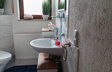 Badezimmer Hofmann's Ferienwohnung | © Hofmanns leckeres Eis vom Bauernhof