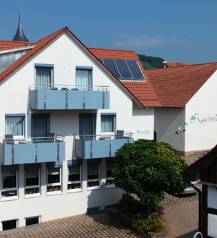 Kachelofa Weinstube Pension | © Land der 1000 Hügel - Kraichgau-Stromberg