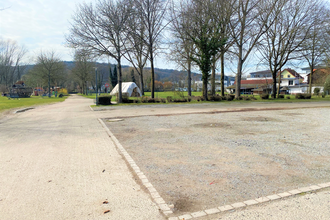 Parkplatz und Wohnmobilstellplatz in Mauer