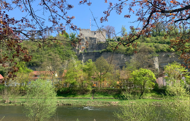 Den "Enz-Edelsteinen" auf der Spur - Exkursion zu Fundstellen uralter Schätze