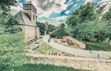 Rastplatz Ottilienberg mit Ottilienbergkappelle | Eppingen | HeilbronnerLand | © Touristikgemeinschaft HeilbronnerLand