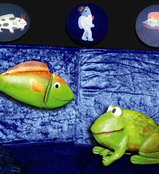 2 Fische auf blauem Hintergrund | © Werkstatttbühe Helmstadt-Bargen