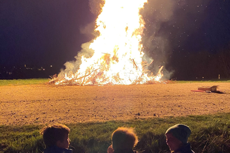 Geführte Wanderung zum Osterfeuer | © Rothenburg Tourismus Service