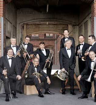 German Brass - Brass Around The World - Open Air Konzert auf Burg Wertheim | © TOURISMUS REGION WERTHEIM GmbH