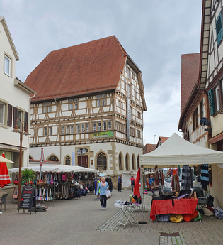 Maimarkt in der historischen Altstadt von Eppingen | © Stadt Eppingen