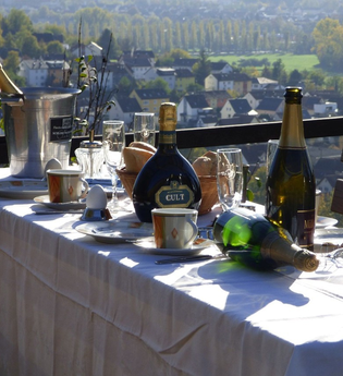 Sektfrühstück im Weinberg mit Sektverkostung