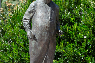 Bronzestatue Theodor Heuss | © Stadt Brackenheim | Claudia Fy