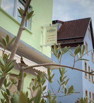 Die Vorderfront des Restaurants