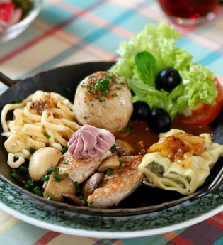 Gasthaus zur Altweibermühle | Erlebnispark Tripsdrill | schwäbisches Pfännle | © Neckar-Zaber-Tourismus e. V.