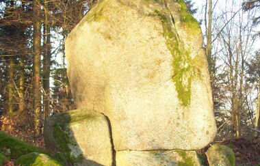 Geopfad - Steine, Schluchten und Sagen