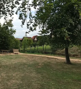 Hügel-Sofa bei Eppingen - Adelshofen | © Kraichgau-Stromberg Tourismus e.V.