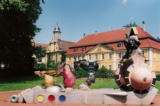 Kunstwerk  Prof. Goertz im Schlosspark Eichtersheim | © Gemeinde Angelbachtal