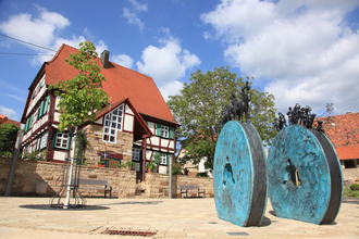 Lichtmessdenkmal am Lindenplatz | © Stadt Oberderdingen