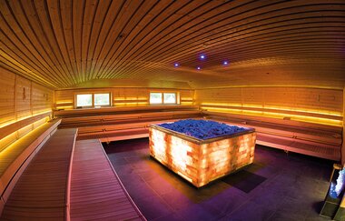 MIRAMAR Erlebnisbad, Salz & Kristall Therme und Saunaparadies in Weinheim | © Erlebnisbad Miramar Weinheim