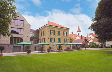 Rathauskeller Nordheim | Rathaus mit Gastro-Terrasse | © Gemeinde Nordheim