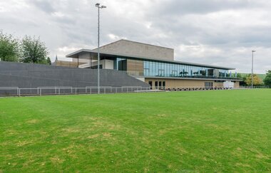 Reblandhalle Neckarwestheim | Veranstaltungshalle & Konzertlocation | HeilbronnerLand | © Gemeinde Neckarwestheim