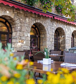 Restaurant Herzogskelter | Güglingen | Terrasse | © Neckar-Zaber-Tourismus e.V.