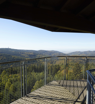 Ausblick vom Teltschik-Turm in Wilhelmsfeld | © Touristikgemeinschaft Odenwald e.V.