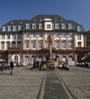 Tourist Information im Rathaus Heidelberg