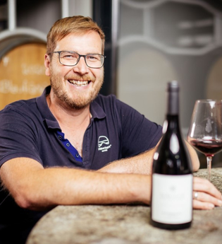 Winzer Tobias Nägele Custom | © Maximilian Pfeiffer