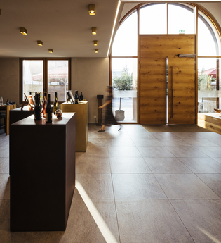 Vinothek im Weinkonvent Dürrenzimmern | HeilbronnerLand | © Weinkonvent Dürrenzimmern eG