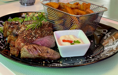 Hauptgericht  Birdys Beef House | © Birdys Beef House