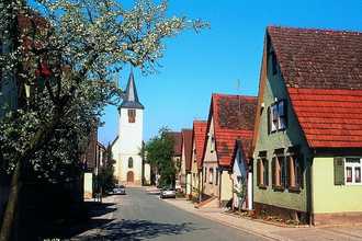 Hugenotten- und Waldenserpfad - Teilstrecke Mühlacker-Kraichtal (31,6 km) | © Land der 1000 Hügel - Kraichgau-Stromberg