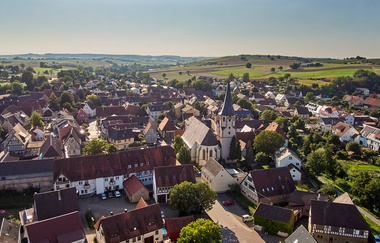 Luftbildansicht im Sommer | Kürnbach | © Kraichgau-Stromberg Tourismus e.V.