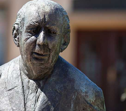 Theodor Heuss Statue | Brackenheim | HeilbronnerLand | © Stadt Brackenheim