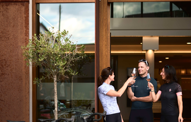 Radfahren und Weingenuss im Land der 1000 Hügel | © Tourimia Tourismus GmbH | Stefan Leitner Photography